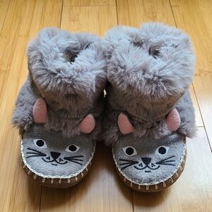 Hanna Andersson Fluffy Kids Cat Slippers